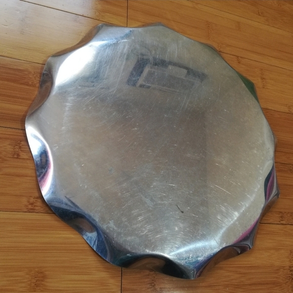 Vintage Aluminum Serving Tray Dish Platter - Picture 9 of 11